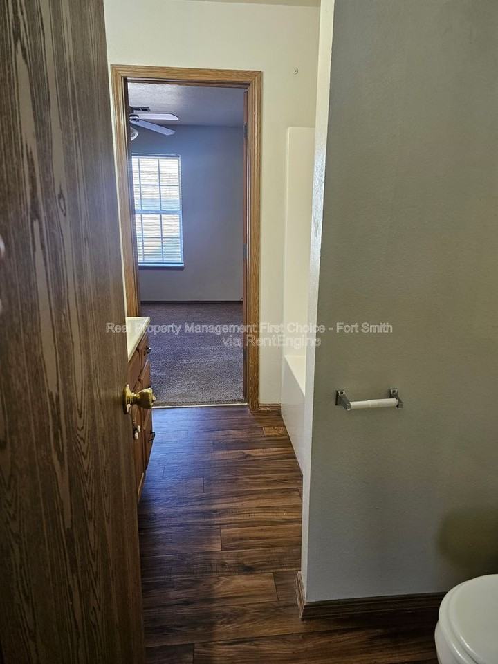 2209 Fayetteville Rd #27 - Photo 7 of 17