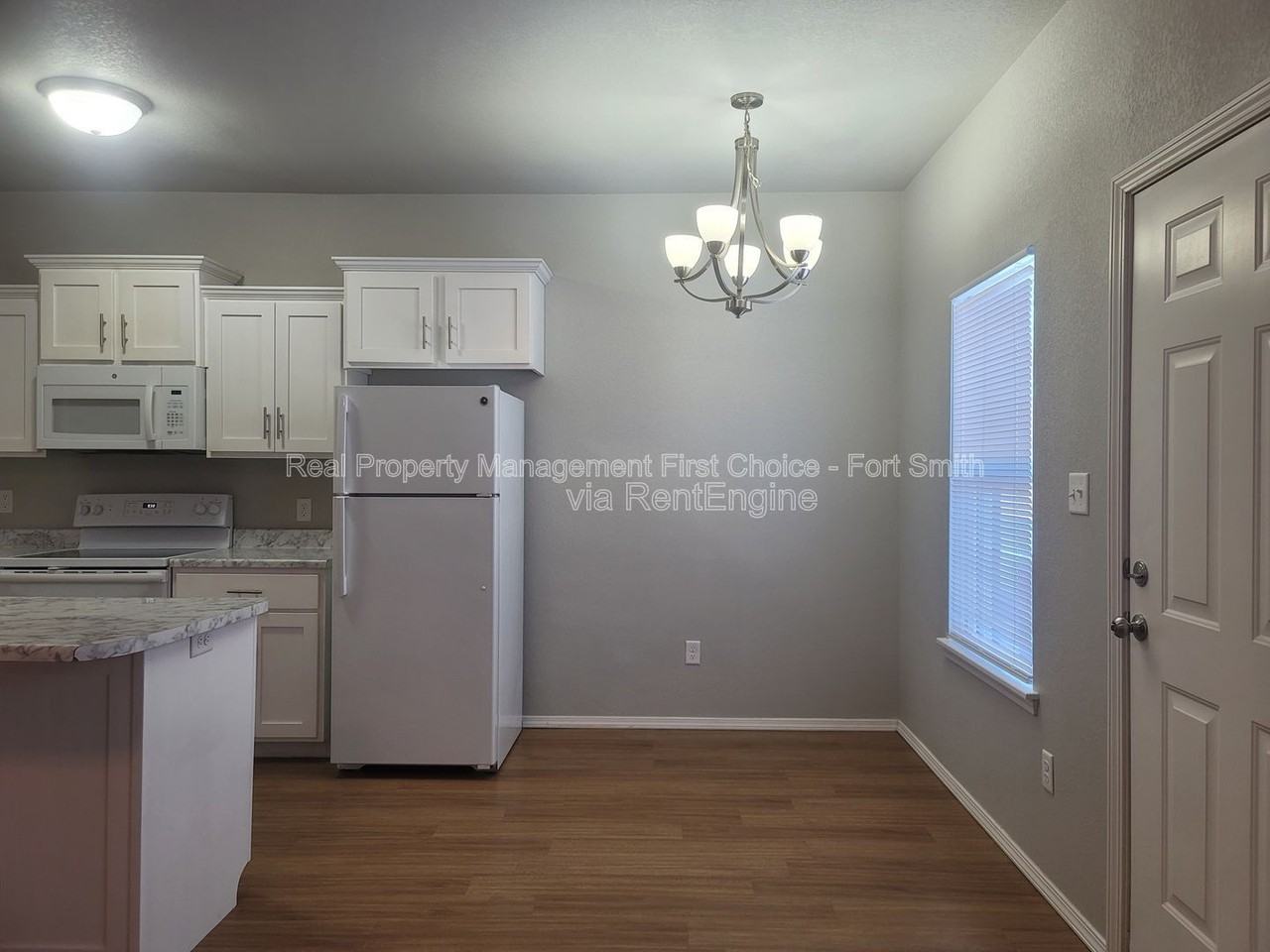 2108 Ingalls Ln #B - Photo 5 of 23