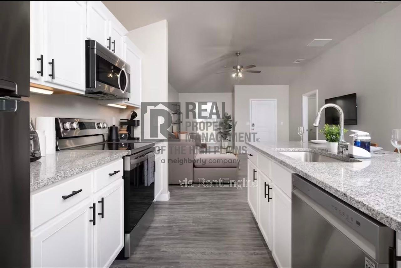 7003 Athens St - Photo 6 of 16