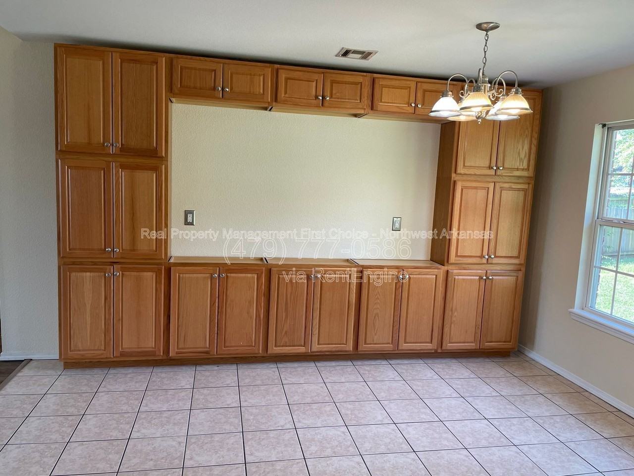 511 N Brookfield Dr - Photo 7 of 24