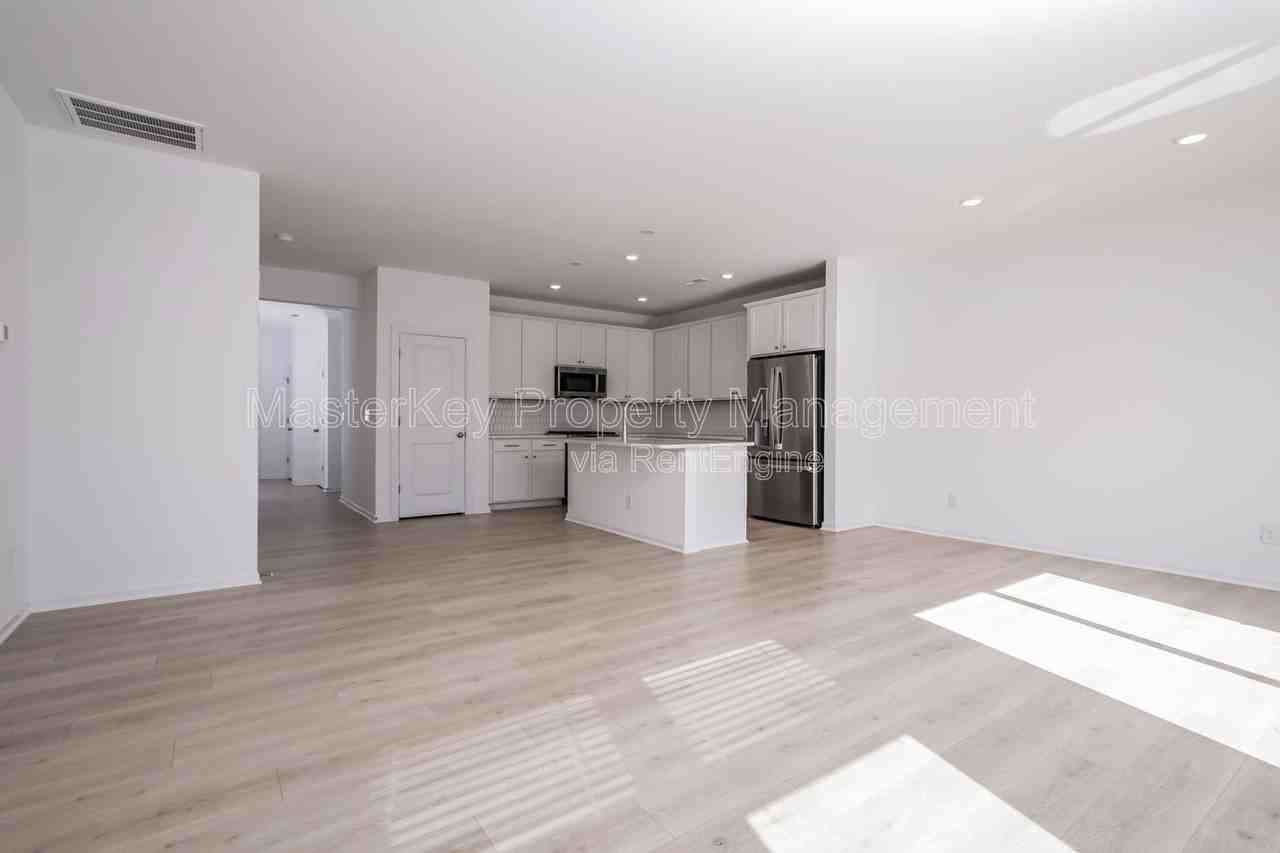 265 Sweetbay Tree Dr - Photo 7 of 27