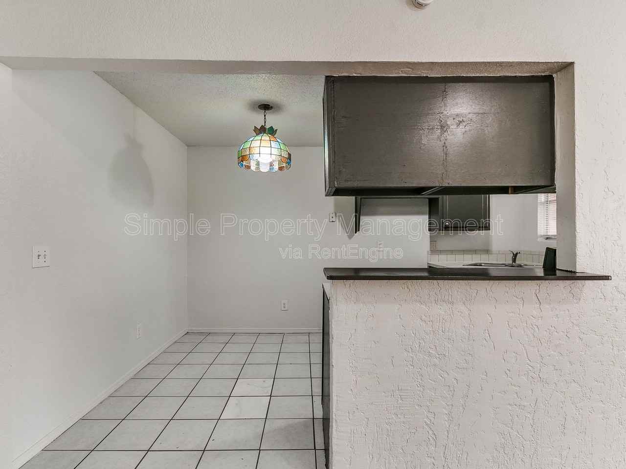 6207 Se 46th St - Photo 7 of 25