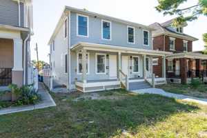 featured image of 373 E 13th Ave