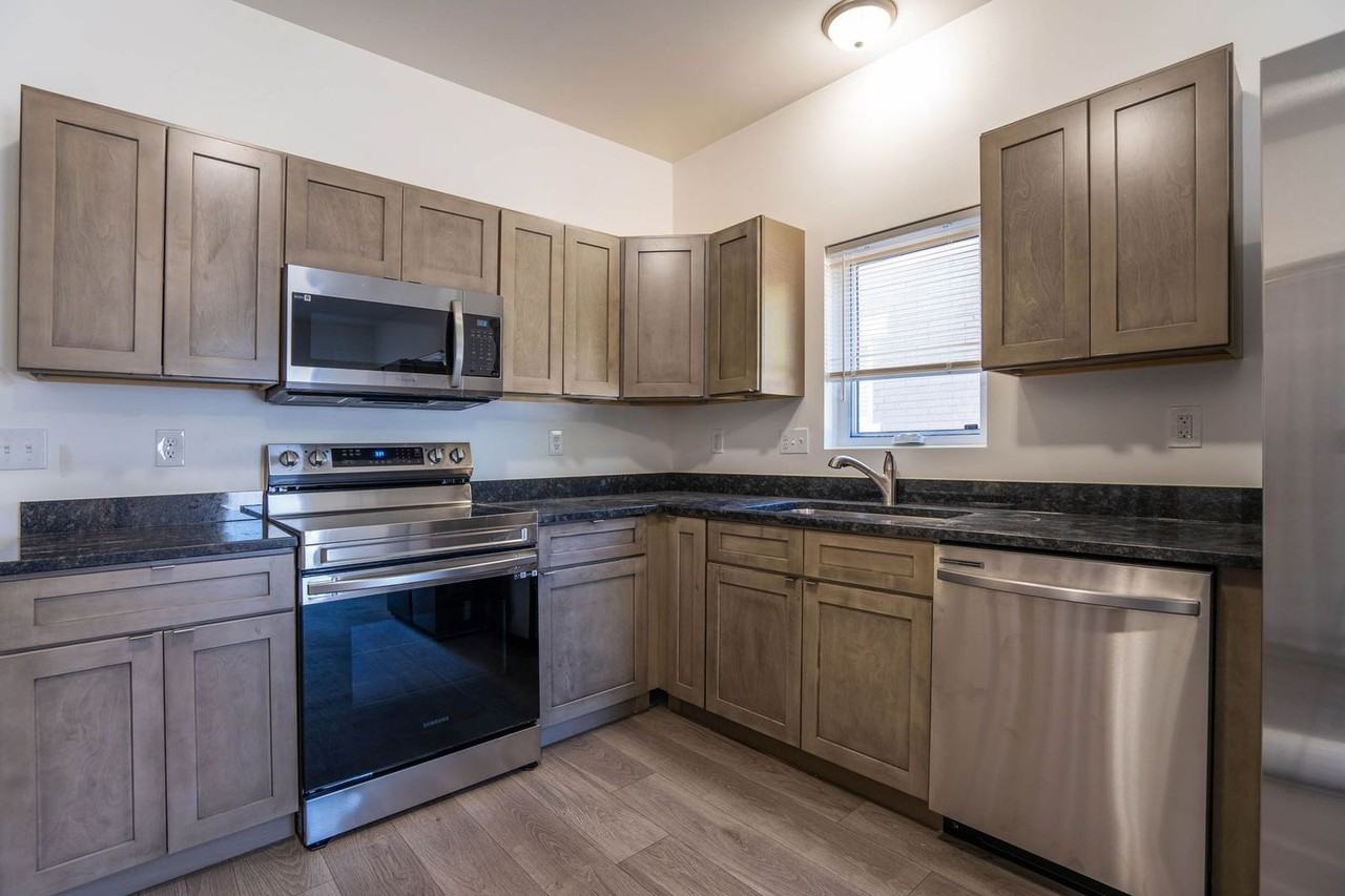 373 E 13th Ave - Photo 2 of 13