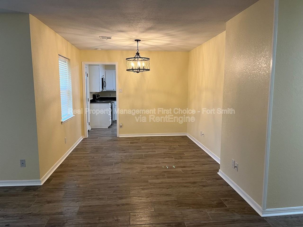 3200 S 56th St - Photo 6 of 29