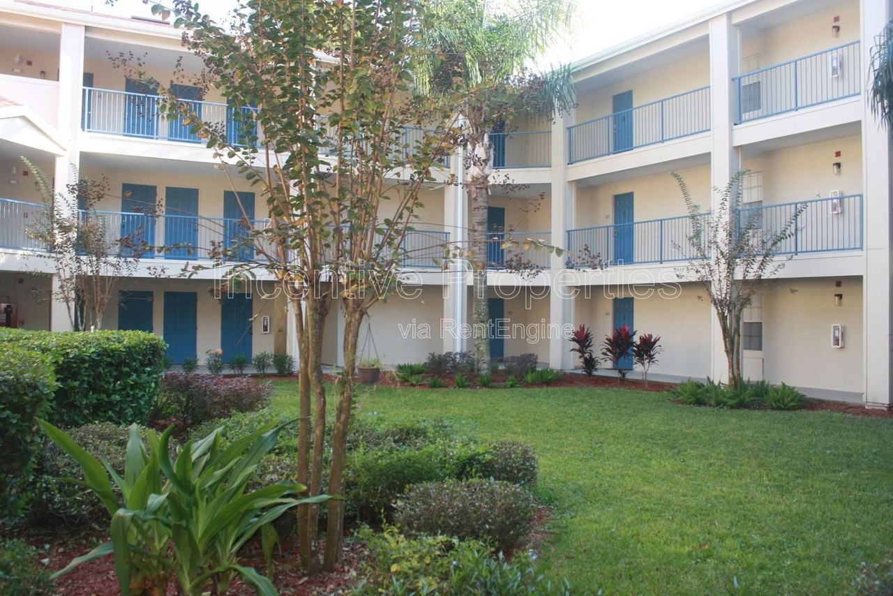 7220 Westpointe Blvd #1416 - Photo 3 of 30