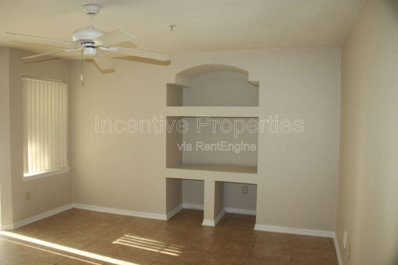 7220 Westpointe Blvd #1416 - Photo 7 of 30