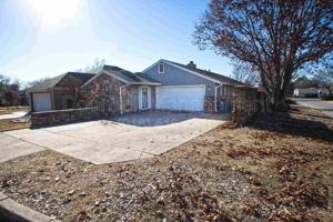 featured image of 3302 E 83rd Pl