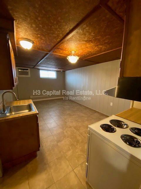 117 N Shamrock St #8 - Photo 2 of 7