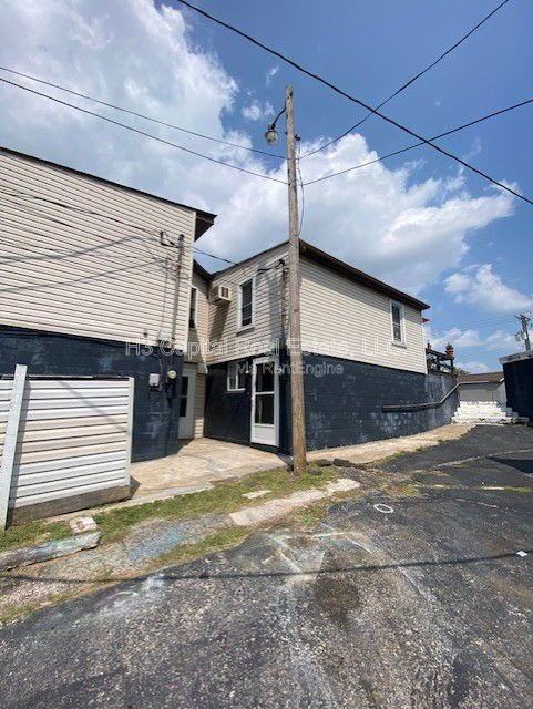 117 N Shamrock St #8 - Photo 7 of 7