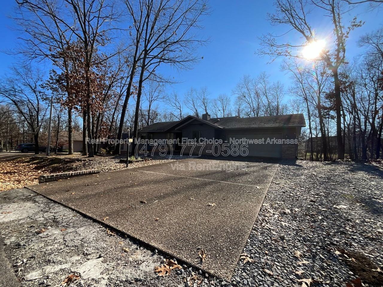 12 Sunderland Dr - Photo 2 of 16