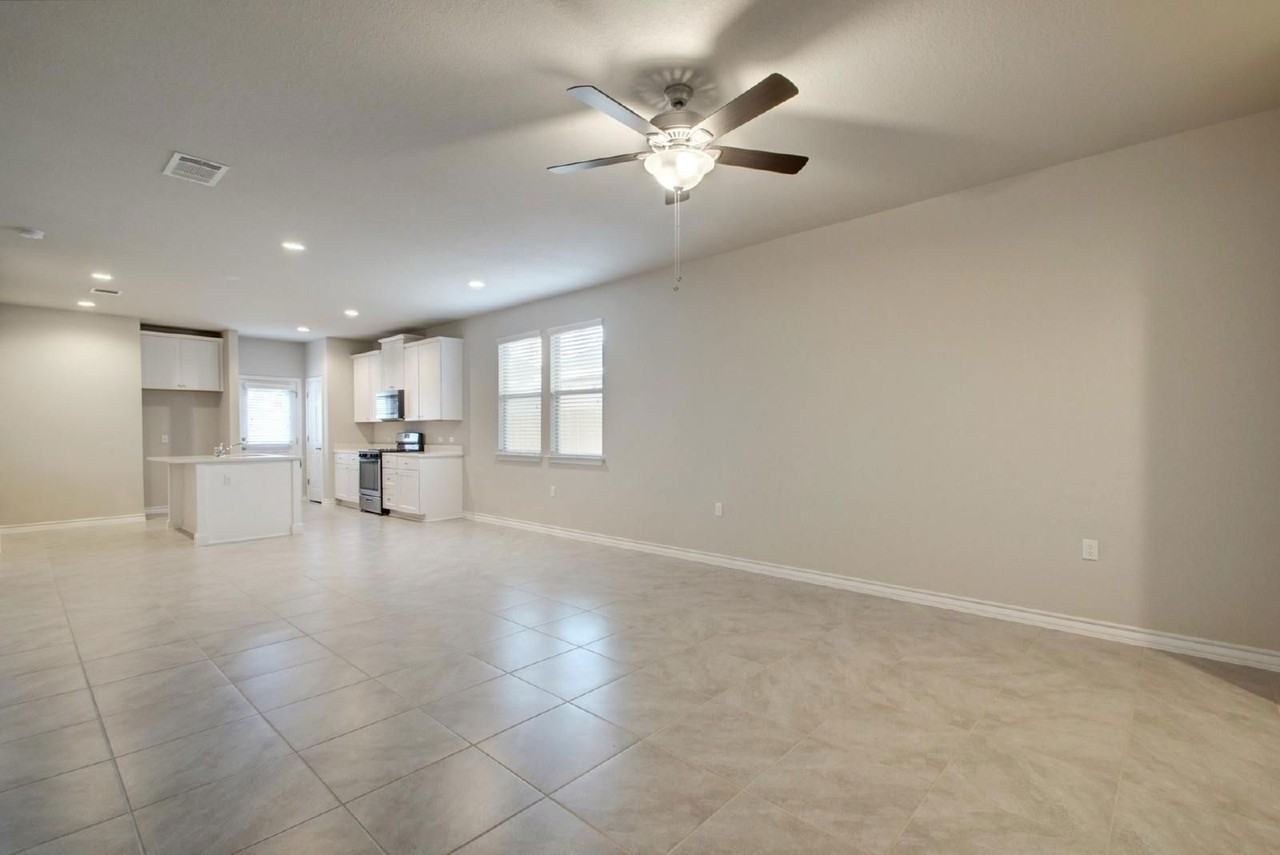 11709 Prado Ranch Blvd - Photo 5 of 28