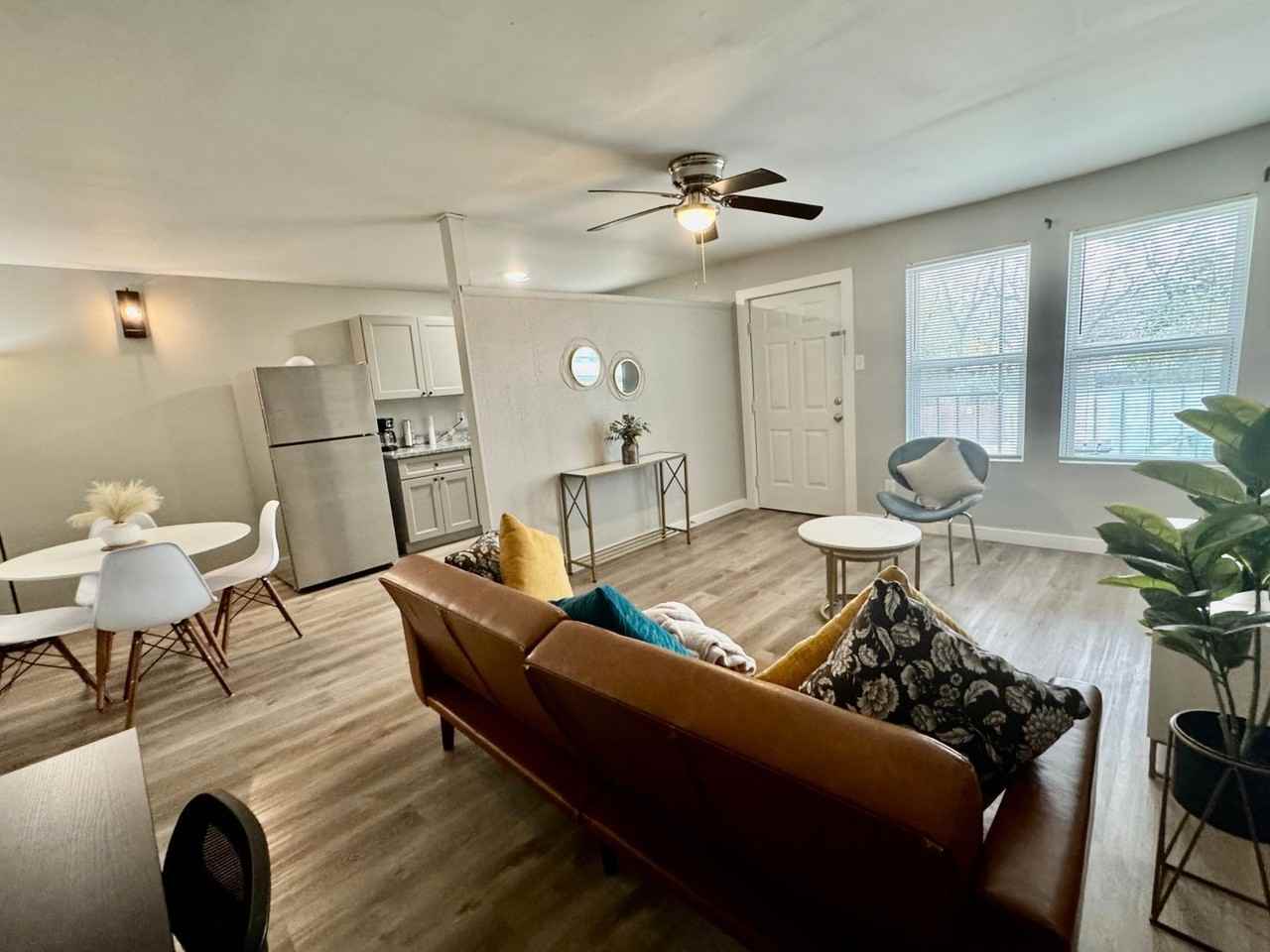 6705 Fairway Dr #2 - Photo 3 of 13