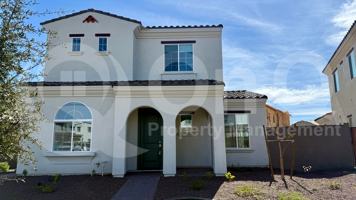 featured image of 2223 W Tether Trl