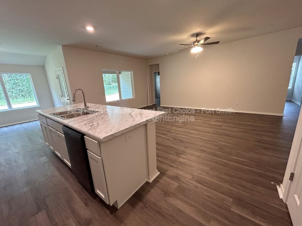 10638 Cedar Way - Photo 6 of 25