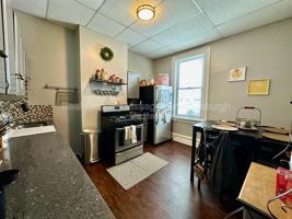 featured image of 700 Ivy St