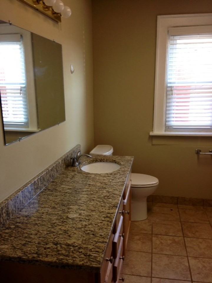 1663 N Pearl St - Photo 7 of 9