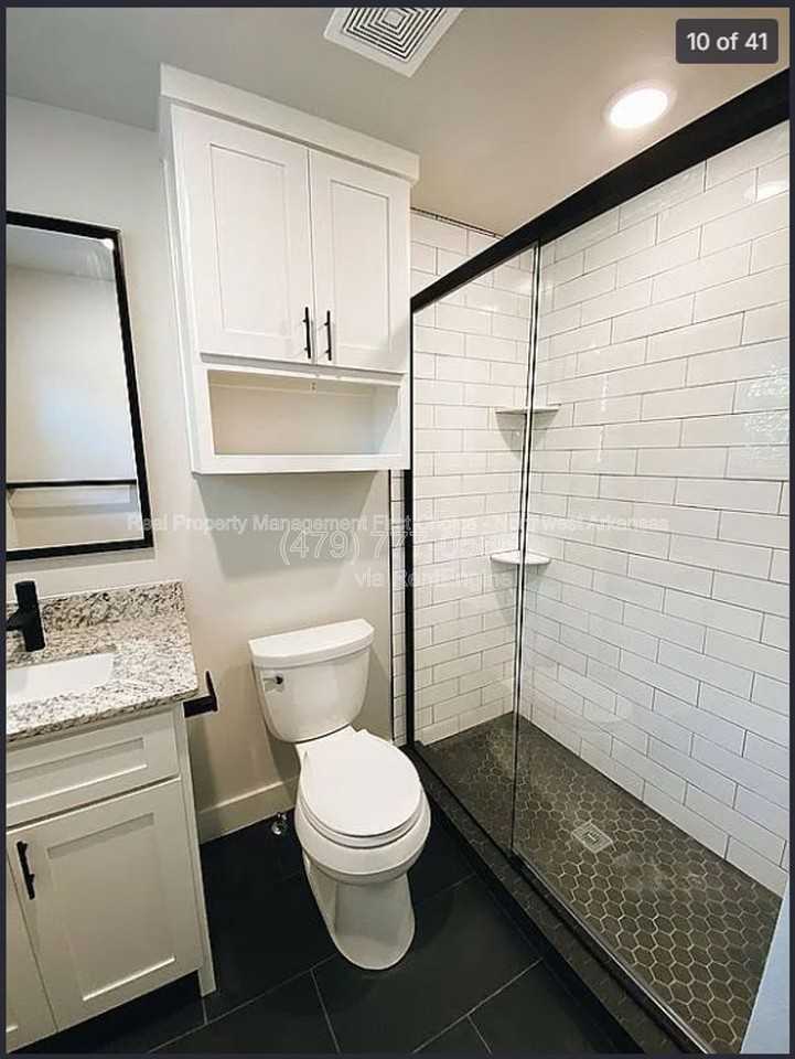 112 S University Ave #A - Photo 7 of 12