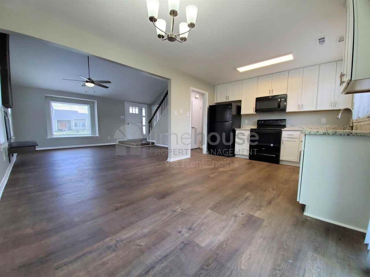 1553 Beachview Dr - Photo 6 of 26