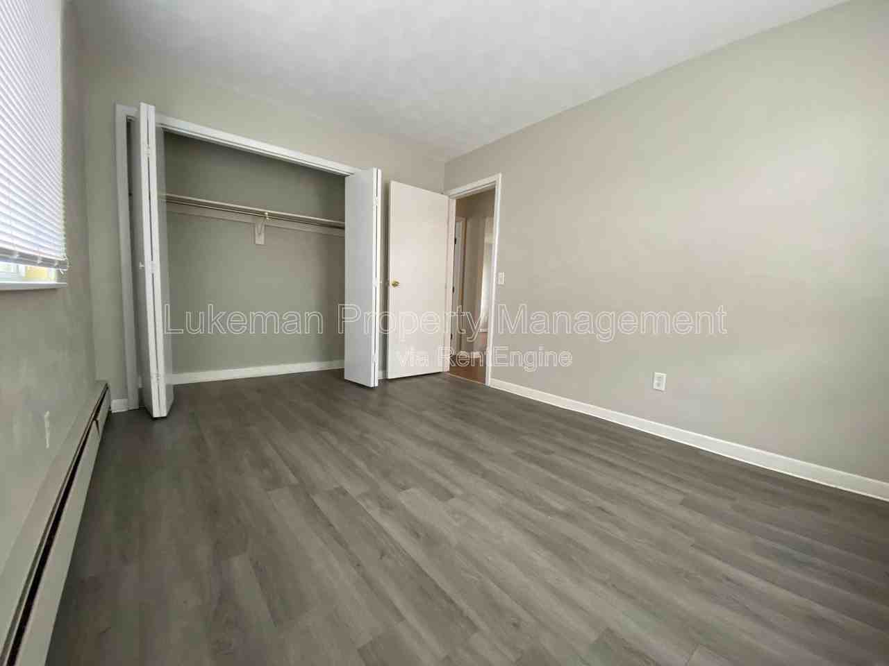 4031 S Rose St #201 - Photo 6 of 9