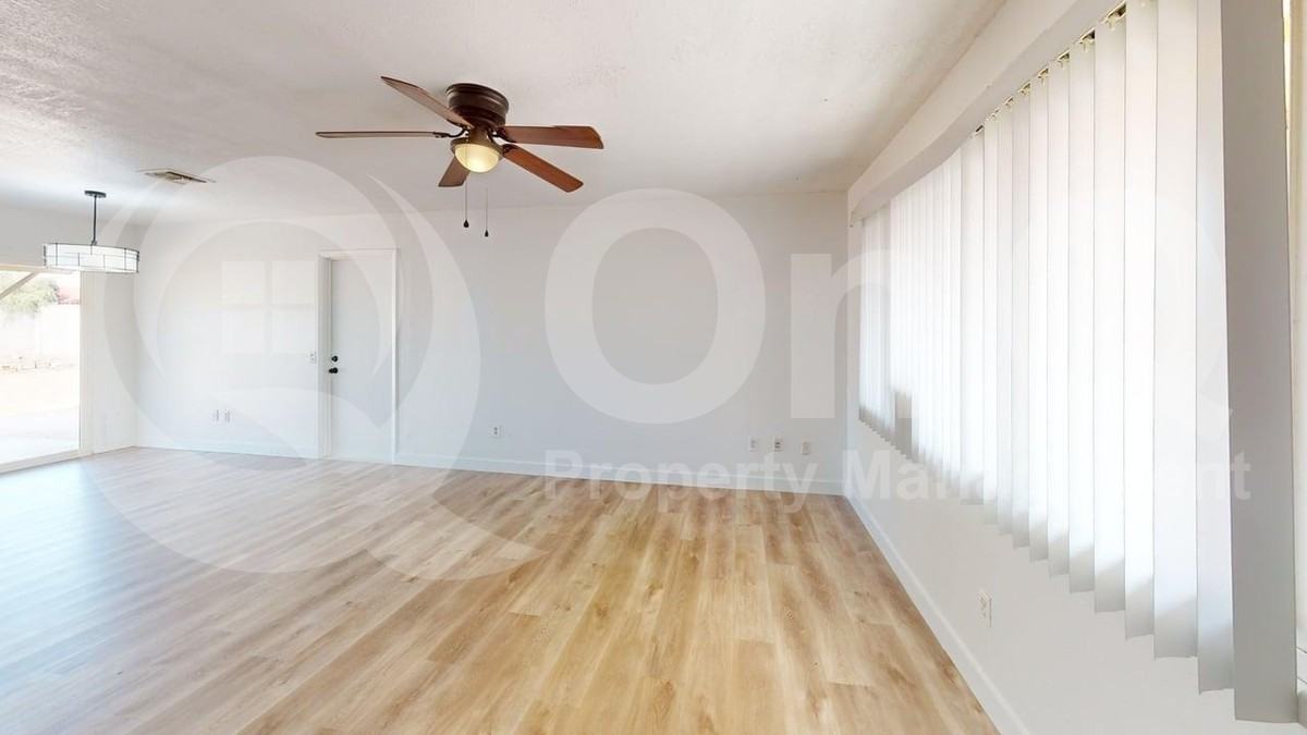 3310 W Runion Dr - Photo 7 of 15