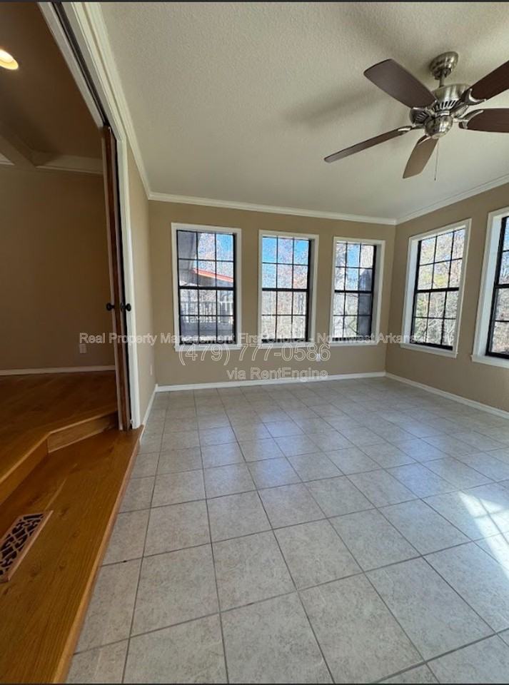 23 Howard Pl - Photo 7 of 26