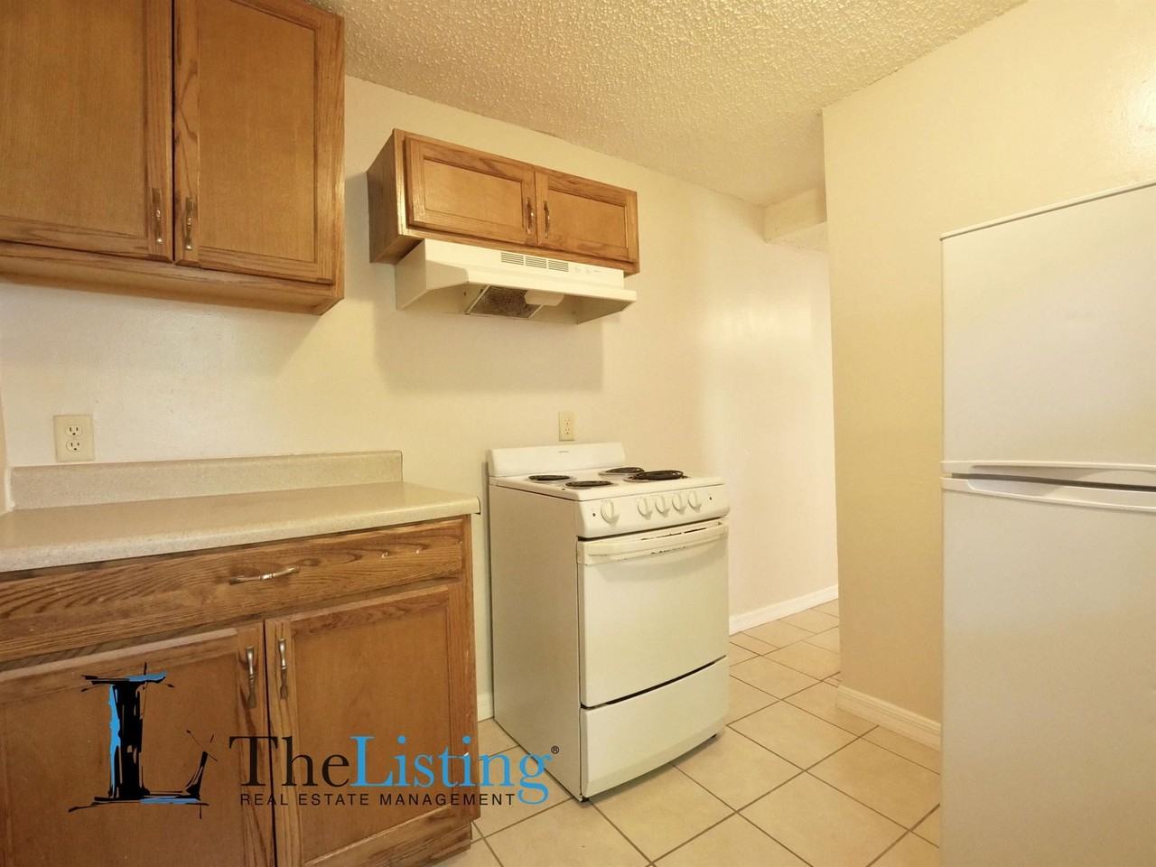 1005 Pine Ave #A - Photo 7 of 9