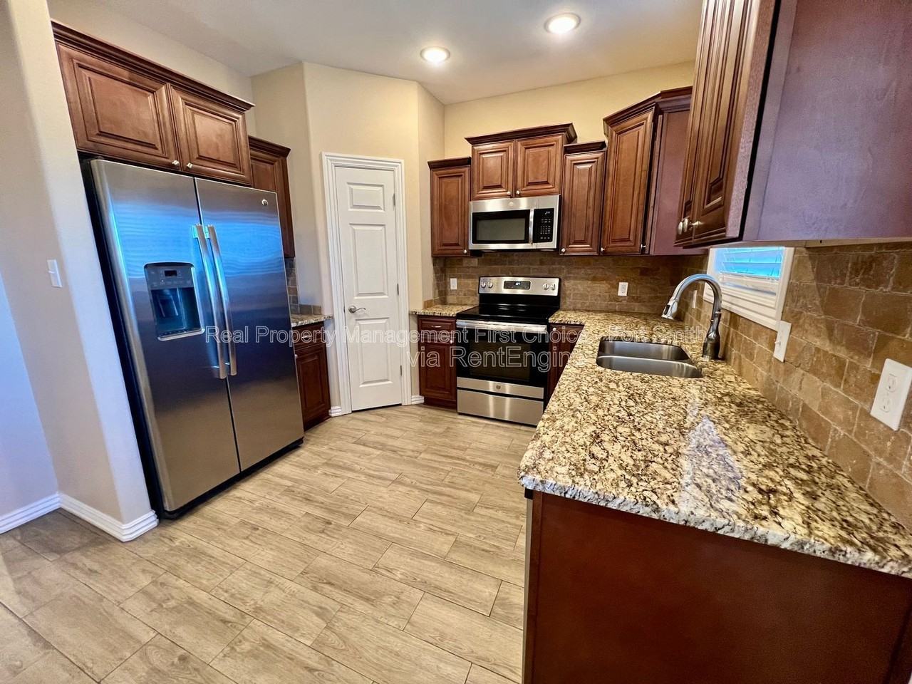 6709 Maribette Rd - Photo 6 of 19