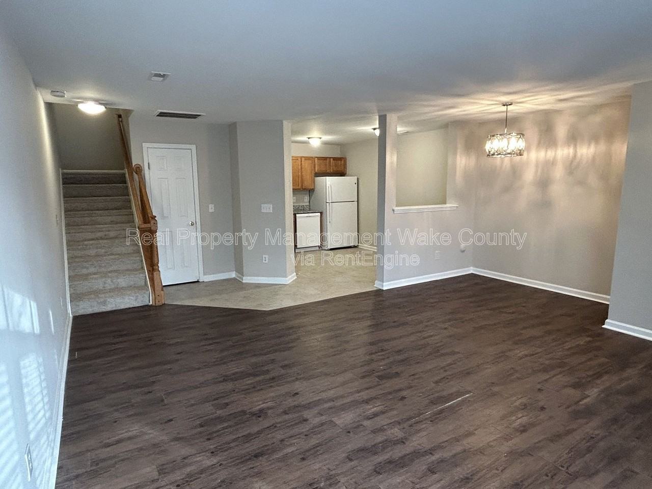 2920 Barrymore St #108 - Photo 3 of 27