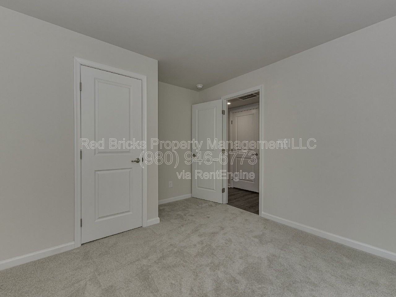 1011 Ketchum Ct - Photo 5 of 34