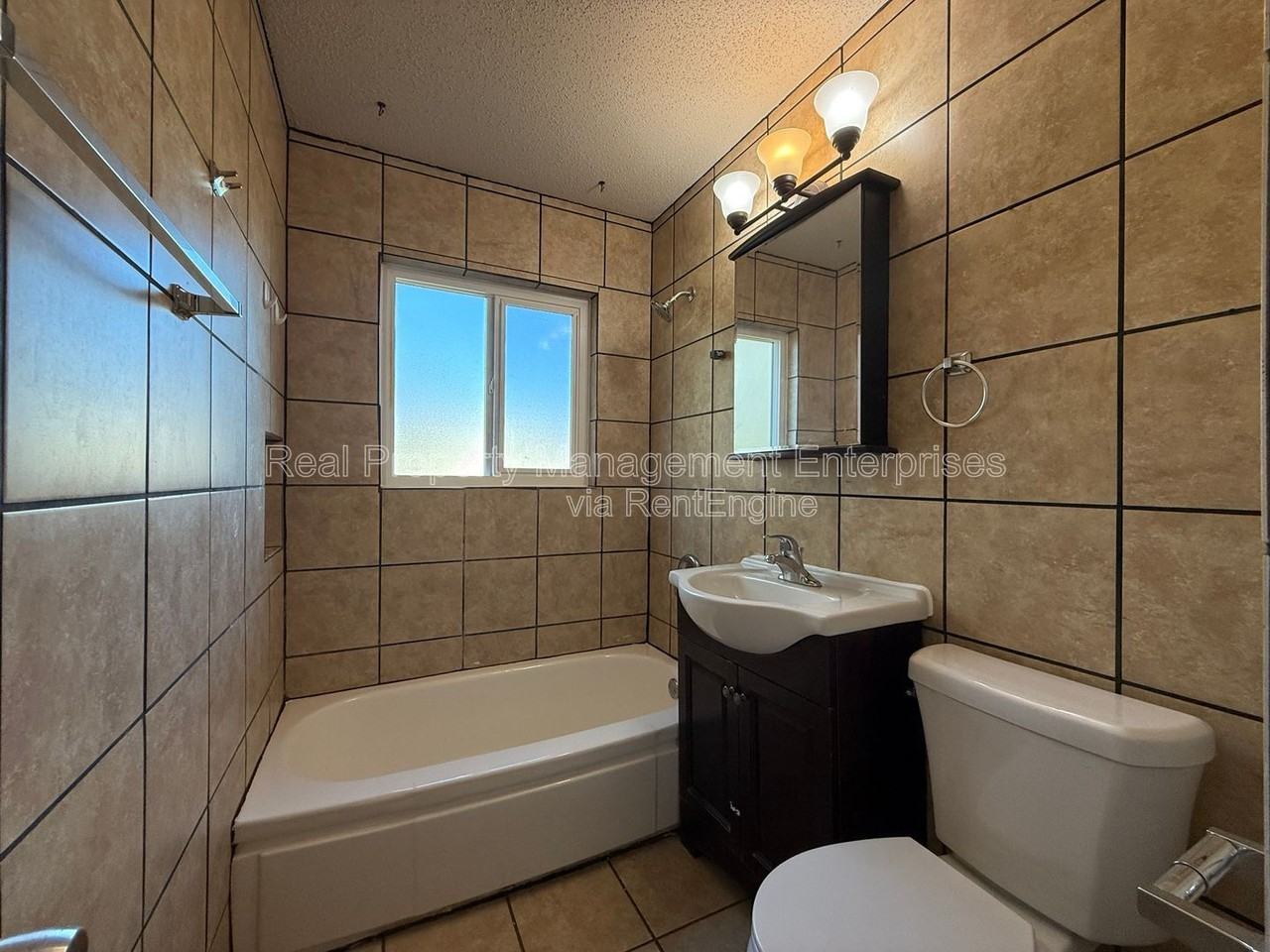 5305 S Drexel Ave - Photo 6 of 12