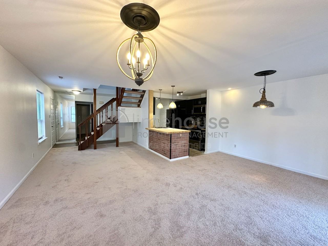 4611 Fern Oak Ct - Photo 4 of 26