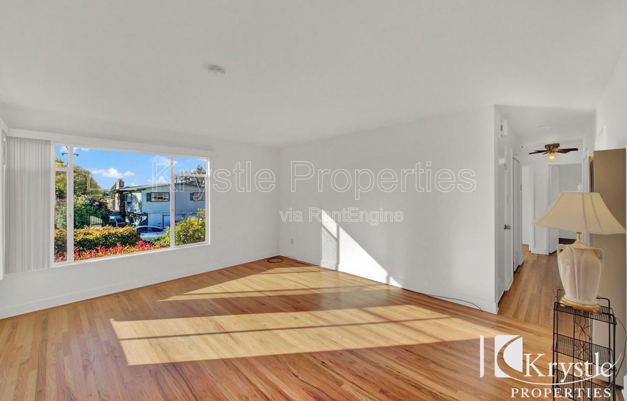 1512 Sereno Dr - Photo 7 of 22