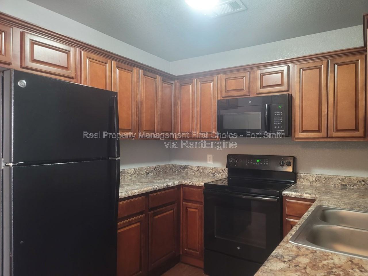 2021 Ingalls Ln #A - Photo 4 of 18