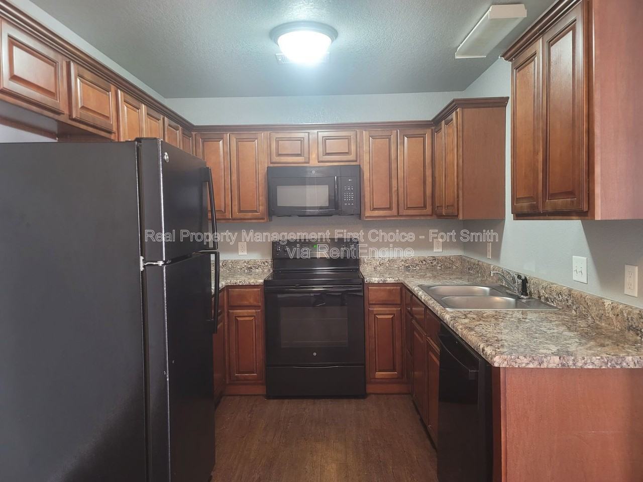 2021 Ingalls Ln #A - Photo 5 of 18