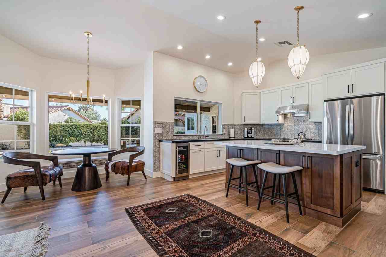 10511 E Terra Dr - Photo 7 of 20