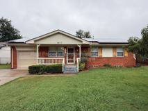 5417 Nw 46th Ter - Photo 1 of 1