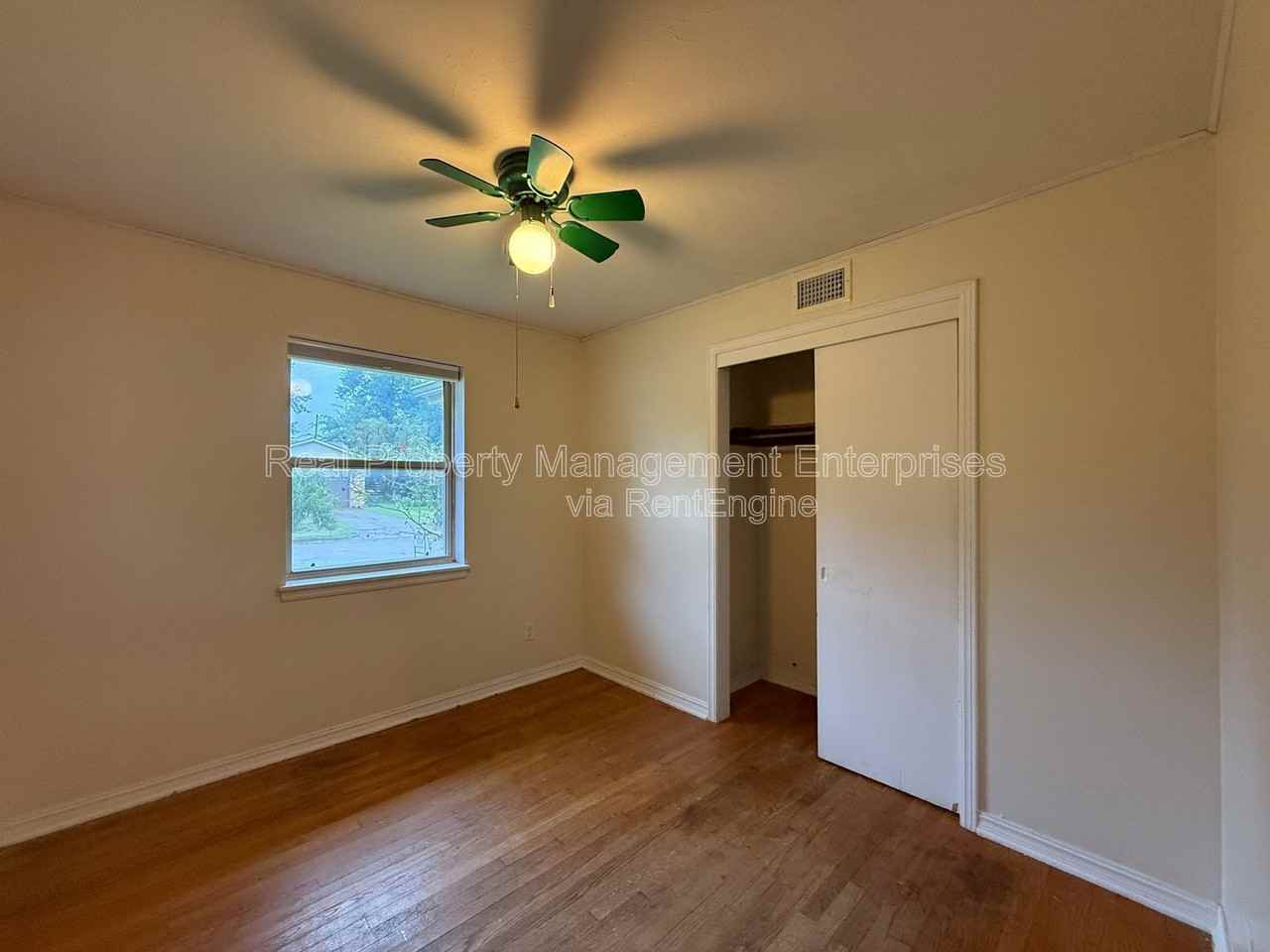 5417 Nw 46th Ter - Photo 5 of 21