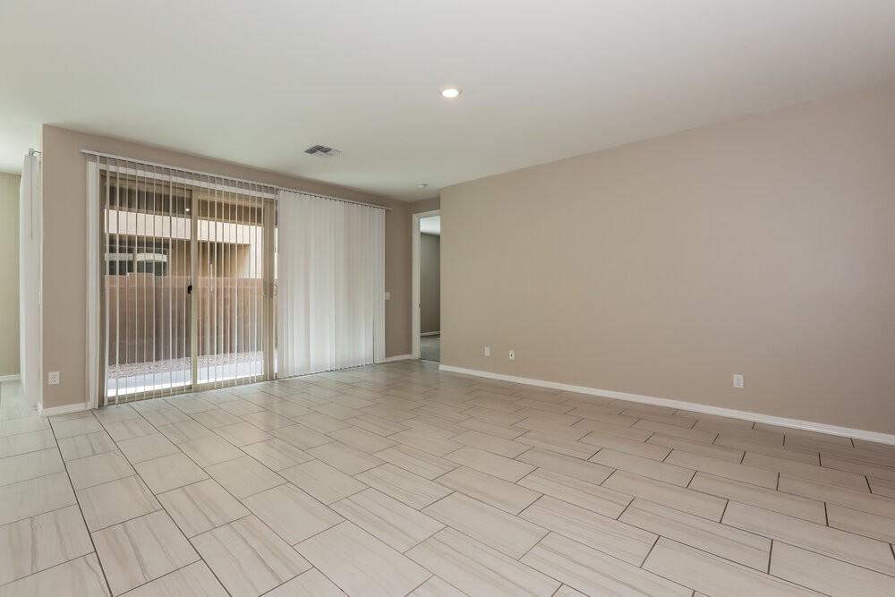 9259 E Static Ave - Photo 3 of 16