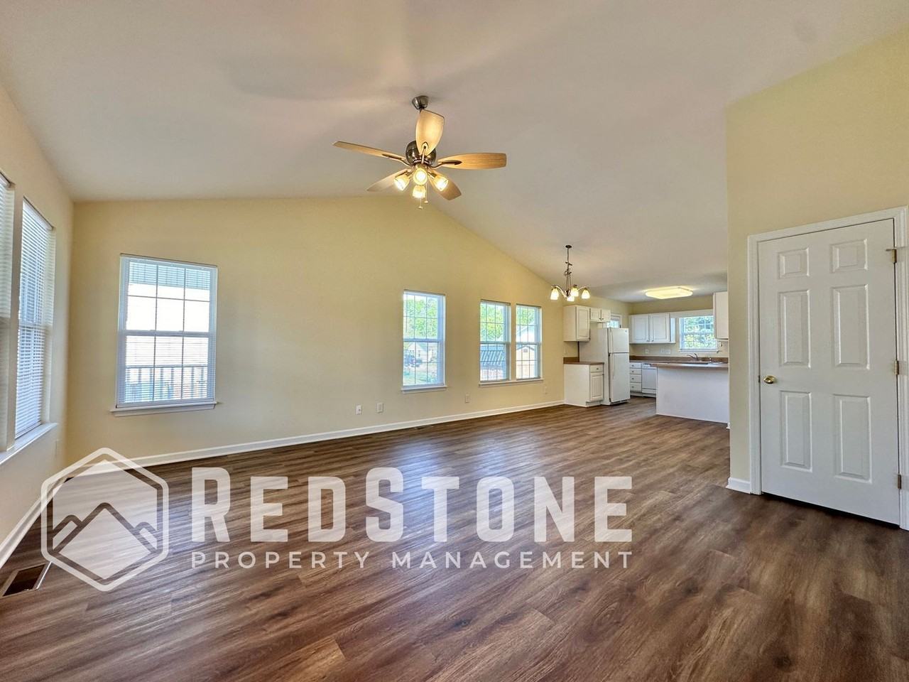 812 Jennings Berry Dr - Photo 4 of 28