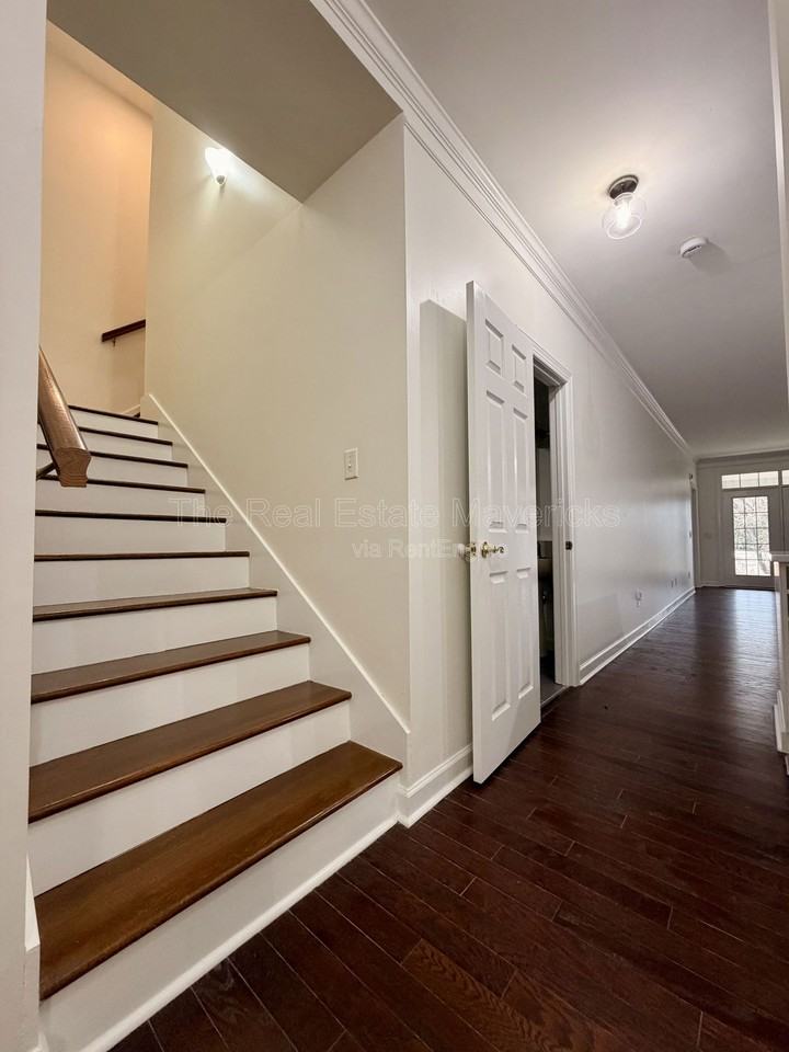 3190 Waterfront Dr #1 - Photo 6 of 28