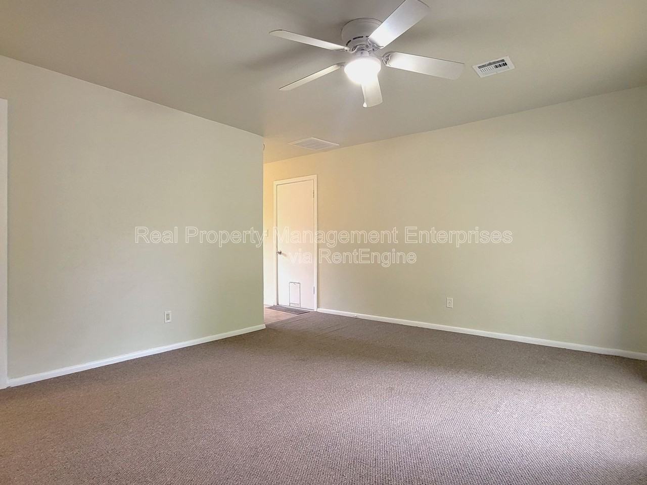 608 N Poplar Ln - Photo 7 of 15