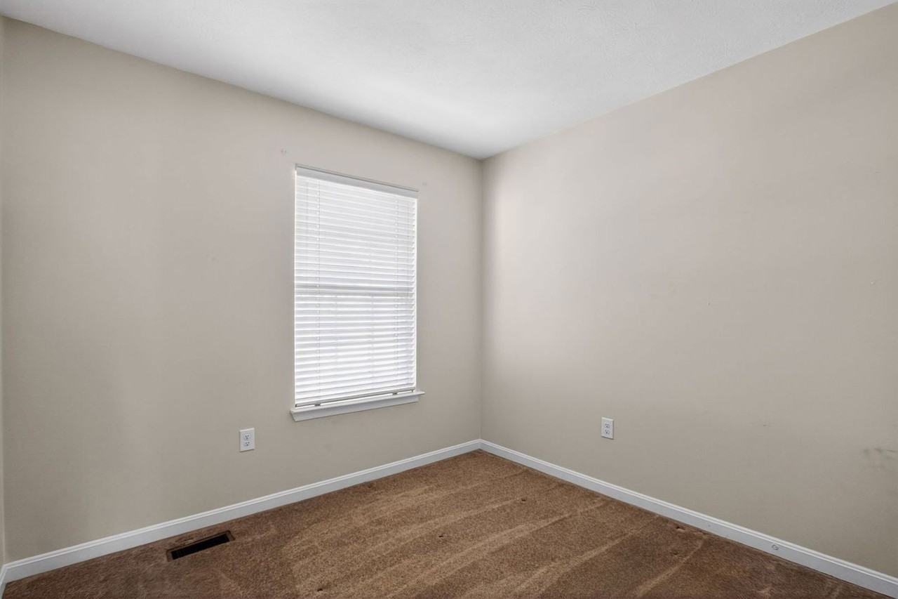 46095 Maria Way - Photo 6 of 15