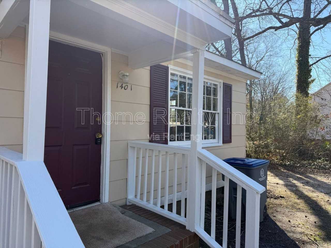 1401 Dogwood Ave - Photo 2 of 15