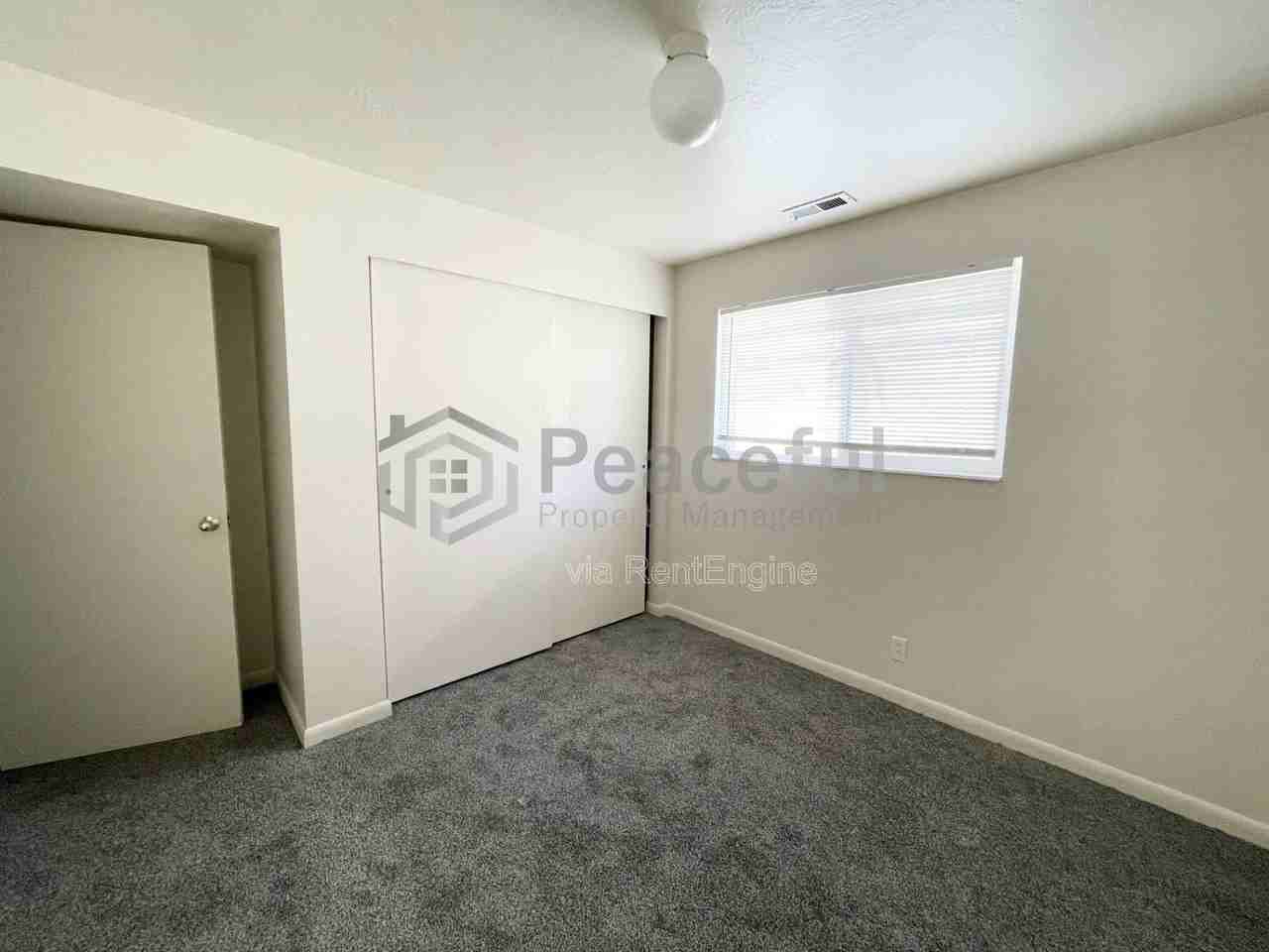 4693 S Arlington Park Dr #1 - Photo 5 of 32