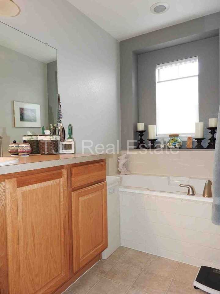 8410 E 29th Ave - Photo 2 of 22