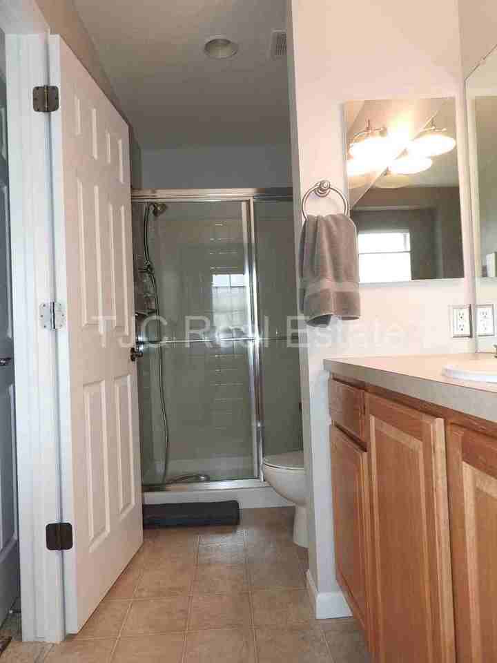 8410 E 29th Ave - Photo 4 of 22