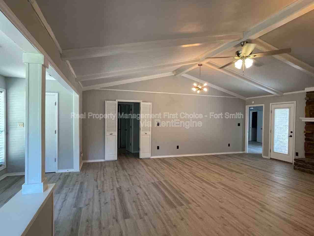 8801 Meandering Way - Photo 4 of 22