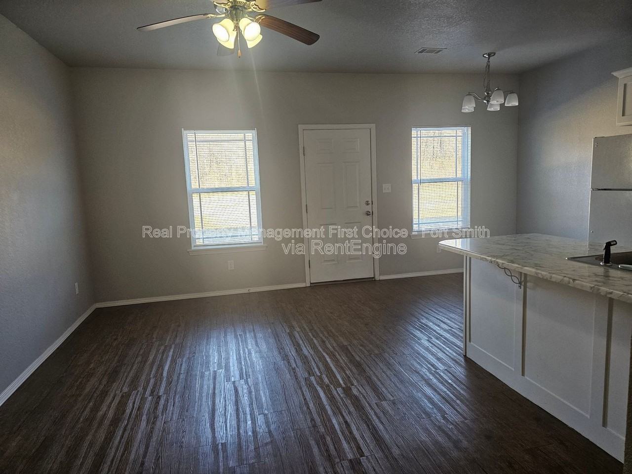 2100 Ingalls Ln #C - Photo 5 of 21