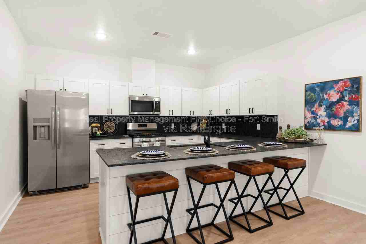 10108 Talavera Trl #A - Photo 7 of 19